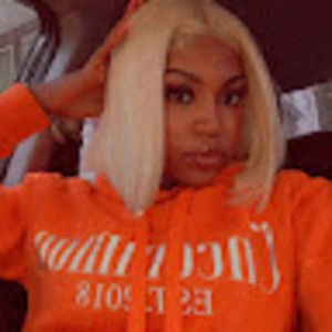 Meet your Posher, Sabrina